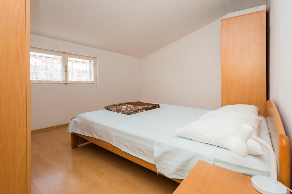Apartment Milka Vodice Exterior foto